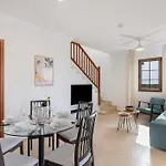 Casa Fama *